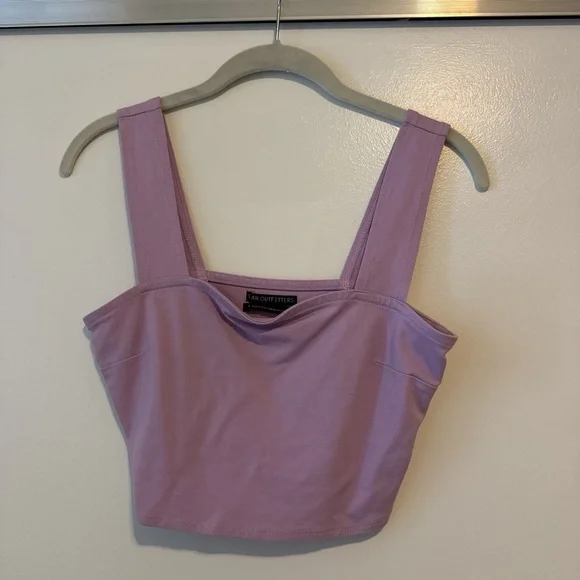 UO Crop Top - Picture 1 of 3